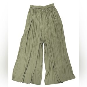 Uniqlo Olive Green Pleated Cropped Wide Leg Pants